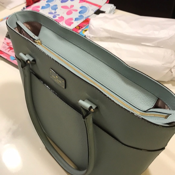 Kate Spade Tote/Wallet Bundle!! Brand New!! - Picture 4 of 8